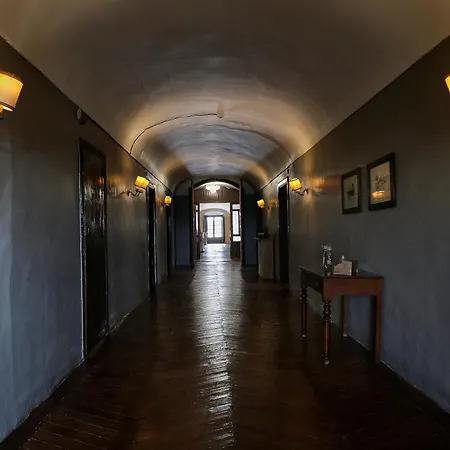 Palacio Conde De Aldana Con Piscina Entre Encinares Y Dehesas Holiday home *