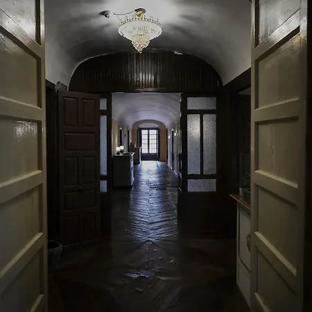 Сasa de vacaciones Palacio Conde De Aldana Con Piscina Entre Encinares Y Dehesas Terradillos