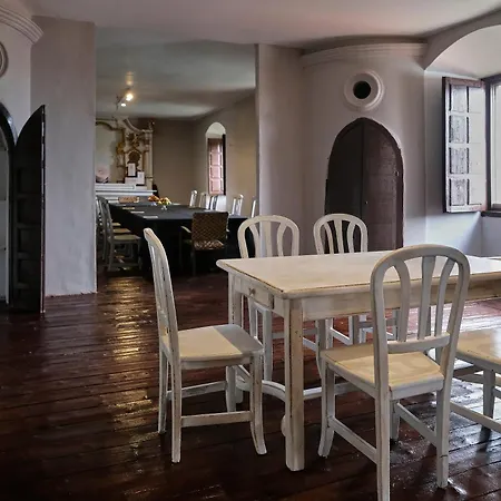 Hébergement de vacances Palacio Conde De Aldana Con Piscina Entre Encinares Y Dehesas