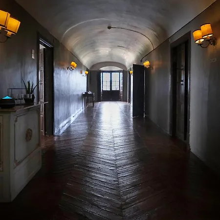 Palacio Conde De Aldana Con Piscina Entre Encinares Y Dehesas Terradillos