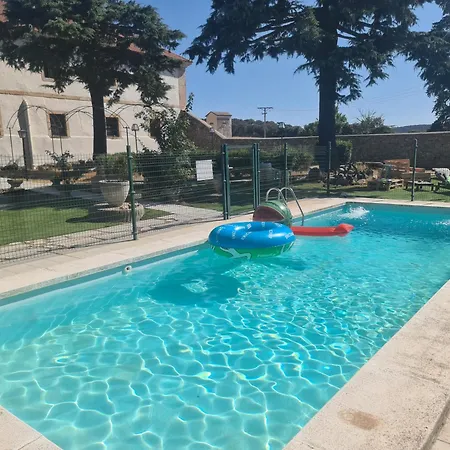 Palacio Conde De Aldana Con Piscina Entre Encinares Y Dehesas Prázdninový dům *