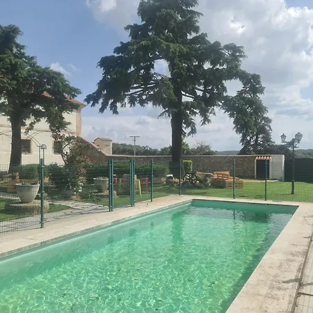 Palacio Conde De Aldana Con Piscina Entre Encinares Y Dehesas Hébergement de vacances