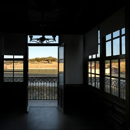 Prázdninový dům Palacio Conde De Aldana Con Piscina Entre Encinares Y Dehesas *