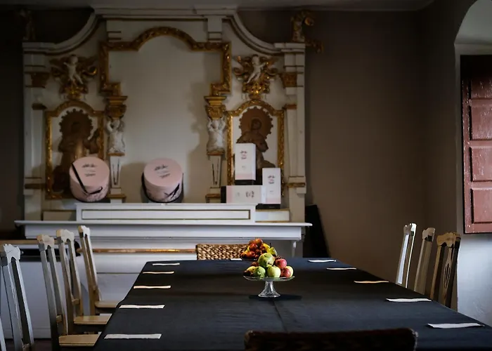 Palacio Conde De Aldana Con Piscina Entre Encinares Y Dehesas Holiday home Terradillos