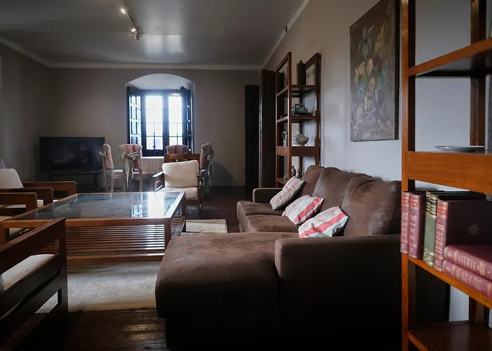 Palacio Conde De Aldana Con Piscina Entre Encinares Y Dehesas Holiday home *