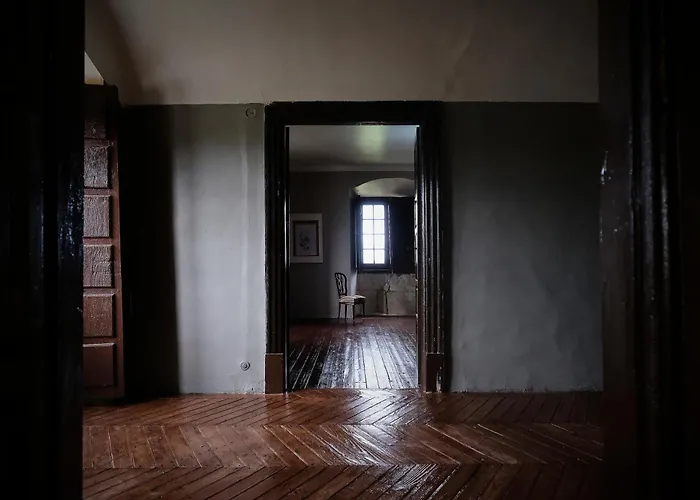 Holiday home Palacio Conde De Aldana Con Piscina Entre Encinares Y Dehesas Terradillos