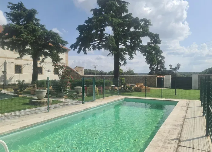 Palacio Conde De Aldana Con Piscina Entre Encinares Y Dehesas Holiday home